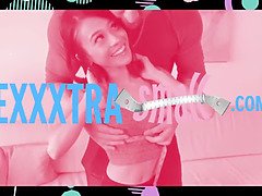 Grosser schwanz, Grosse titten, Blasen, Braunhaarige, Milf, Schreiend, Jungendliche (18+), Flotter dreier