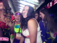 Gros cul, Brunette brune, Exhib, Hd, Lesbienne, Public, Chatte, Adolescente