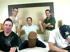 Verga grande, Morena, Doble penetracion, Rostro sentado, Casero, Lamidas, Coño, Afeitado