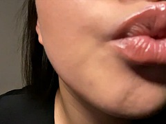 Korean Girlfriend Kissing ASMR