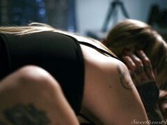 69, Chambre à dormir, Gros seins, Blonde, Jeans, Léchez, Piercing, Chatte