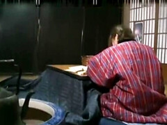 In den arsch, Asiatisch, Sadomasochismus, Blasen, Viele männer bespritzen eine frau, Besamung, Spermaladung, Japanische massage