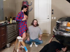 Lamer culo, Tetas grandes, Mamada, Morena, Estilo perrito, Corridas faciales, Lamidas, Coño