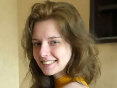 Blonde, Doigter, Béant, Branlette thaïlandaise, Rasée, Maigrichonne, Solo, Nénés