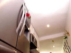 18 летние, Большая жопа, Большие сиськи, Минет, Семяизвержение, Член, На публике, Жена