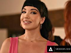 Grosse bite, Gros seins, Tir de sperme, Fétiche, Hard, Masturbation, Mère que j'aimerais baiser, Réalité