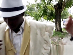 Schönheit, Kehlenfick, Schwanz, Hundestellung, Hd, Interrassisch, Milf, Natürlich