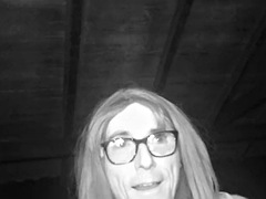 Fucking outddor ends with a huge cumshot and a cumwalk