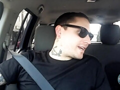 Morena, Despelote, Sexo duro, Tetas naturales, Público, Tatuaje, Tetas, Voyeur