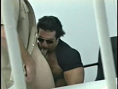 Grote lul, Pijpbeurt, Groepseks, Handbeurt, Masturbatie, Rijpe lesbienne, Spier, Orgie