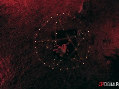 Amerikanisch, Braunhaarige, Schwanz, Hundestellung, Lecken, Im freien, Muschi, Kurzes haar