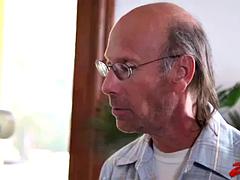 Anaal, Zwart, Bedriegen, Oudere vrouw, Moeder die ik wil neuken, Tiener, Tieten likken, Vrouw