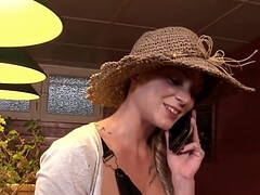 In den arsch, Grosser arsch, Grosse titten, Blasen, Braunhaarige, Europäisch, Französisch, Jungendliche (18+)