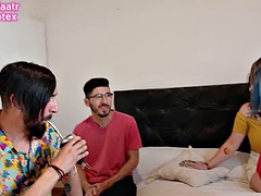 Grosse titten, Bisexuell, Pummelig, Paar, Aufs gesicht abspritzen, Milf, Swingers, Ehefrau