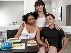 Mochi Mona and Hadiya Honey share a nice massive penis