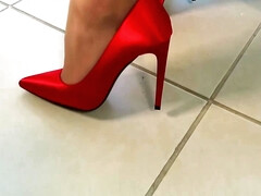 Sexy Mature Office Boss Wants Your Cream For Her Coffee