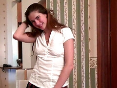 Braunhaarige, Kitzler, Frau, Behaart, Hd, Masturbation, Muschi, Solo