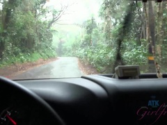 Enthousiasteling, Blond, Vriendin, Buiten, Klein, Mager, Tieten likken, Bekijker