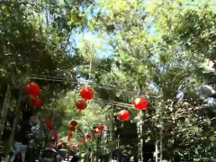 Sex appeal asian floosy exposes cuch for fuck