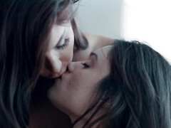 Liv Wild and Jaclyn Taylor playing lesbian games in bed