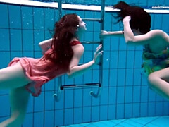18, Hd, プール, ハメ撮り, 公共, ロシア人, ティーン, オッパイの