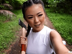 Asiatisch, Grosser schwanz, Blasen, Braunhaarige, Hardcore, Natürlichen titten, Zierlich, Muschi