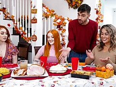 Grote kont, Grote lul, Grote mammen, Pijpbeurt, Hondjeshouding, Roodharige vrouw, Mager, Tiener