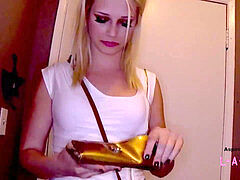 Amateur, Première fois