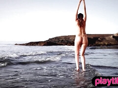 18 años, Chica, Playa, Morena, Tetona, Al aire libre, Sexo soft, Solo