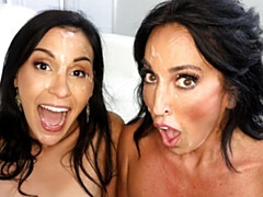 Grosser arsch, Grosser schwanz, Grosse titten, Braunhaarige, Handjob, Lecken, Masturbation, Milf