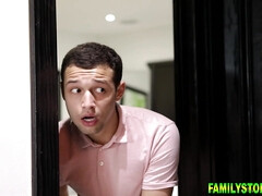 Kiki Klout giving stepbrother a deep blowjob