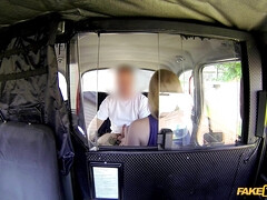 Amateur, Culo grande, Mamada, Coche, Engañando, Europeo, Madres para coger, Realidad