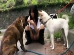 Asiatisch, Arsch, Im freien, Höschen, Öffentlich, Realität, Jungendliche (18+), Uniform