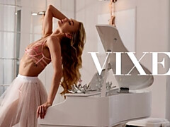 18 летние, Большой член, Блондинки, Минет, Собачьи, Натуральные сиськи, Киски, Сиськи