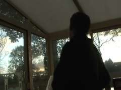 素人, 指いじり