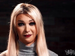 Anal, Chambre à dormir, Sucer une bite, Fille latino, Chatte, Cheveux courts, Douche, Tatouage