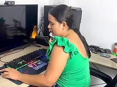 In den arsch, Geile alte tussi, Hd, Selbstgemacht, Latina, Mutti, Nackt, Überraschung