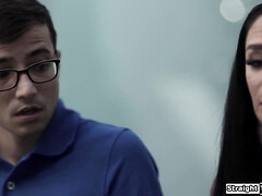 Verga grande, Tetas grandes, Mamada, Morena, Cornudo, Peludo, Masturbación, Madres para coger