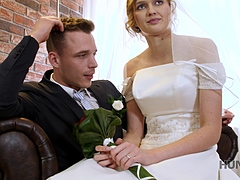 結婚, 浮気する, チェコ, お金, 剃毛, ストッキング, フェラする, オッパイの
