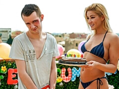 Enthousiasteling, Anaal, Blond, Harig, Masturbatie, Moeder die ik wil neuken, Klein, Tieten likken