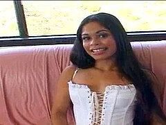 アナル, フェラチオ, 茶髪の, 中出し, ラティーナ, なめる, 剃毛, ストッキング