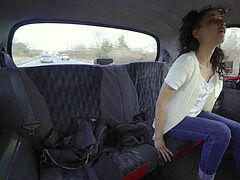 Большой член, Минет, Брюнетки, В машине, Сперма во рту, Трусики, Испанки, Сиськи