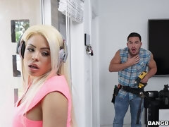 Gorda, Culo grande, Bikini, Rubia, Mamada, Atrapados, Estilo perrito, Madres para coger