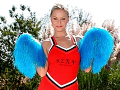 Grosse titten, Blondine, Blasen, Anfeuerer, Hundestellung, Im freien, Dürr, Jungendliche (18+)