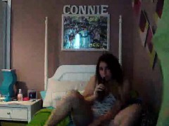 Amateur, Brunette brune, Doigter, Masturbation, Adolescente, Jouets, Webcam