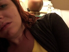 Leie, Blasen, Braunhaarige, Freundin, Orgasmus, Piercing, Pov, Muschi