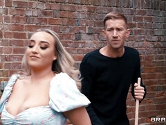 Quincy's Summer Sex-Capade: Danny D nails Buxom Blonde Quincy in Reality Sex Scene