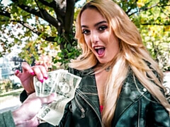 Grote kont, Grote lul, Blond, Hondjeshouding, Geld, Natuurlijke tieten, Tiener, Tieten likken