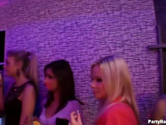 デカパイ, ブロンド, 茶髪の, グループ, 手コキする, 下着, 穴開きパンティ, ストッキング