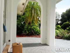 Grosse titten, Schwarz, Kehlenfick, Gesichtssitzen, Fussjob, Lecken, Titten, Nass